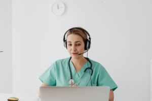 difference between telehealth and telemedicine