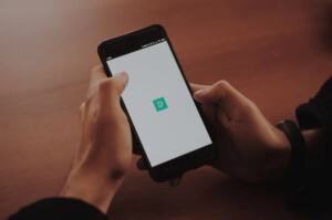 bageltechnews social media news