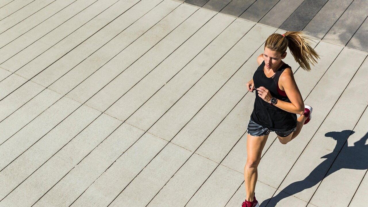 how to use a fitness tracker